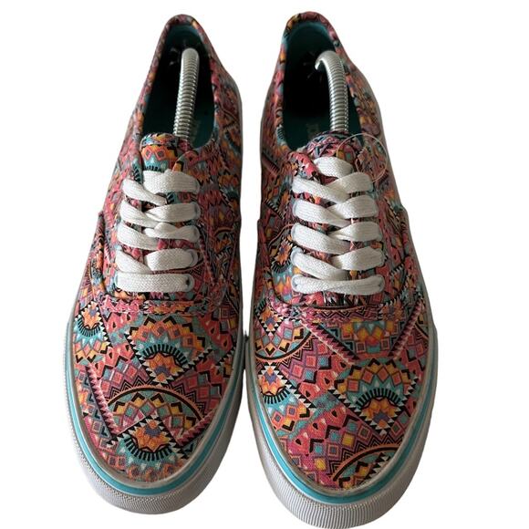 Joe boxer sneakers pink geometric pattern size 8 new without box - Picture 3 of 11